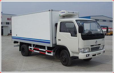 東風(fēng)金霸冷藏車(chē)