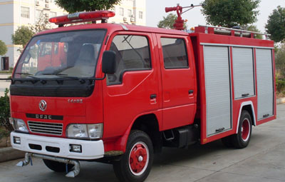 東風(fēng)小霸王水罐消防車(2噸)圖片